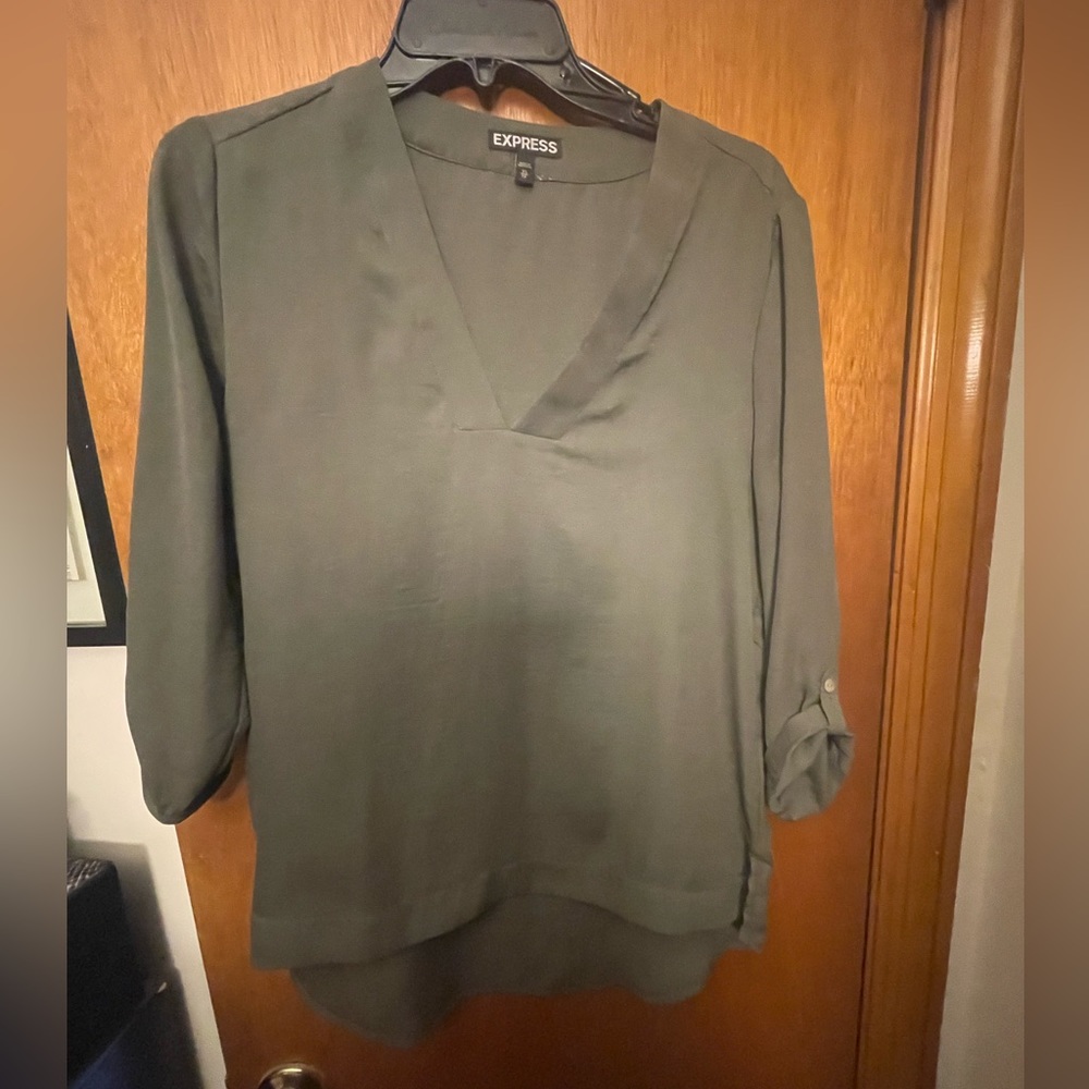 Express 3/4 sleeve Blouse xs